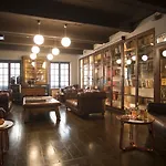 Collège Hotel 4*