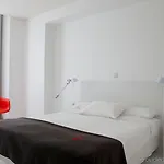 Hotel College