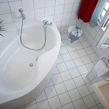 Szálloda College 4*