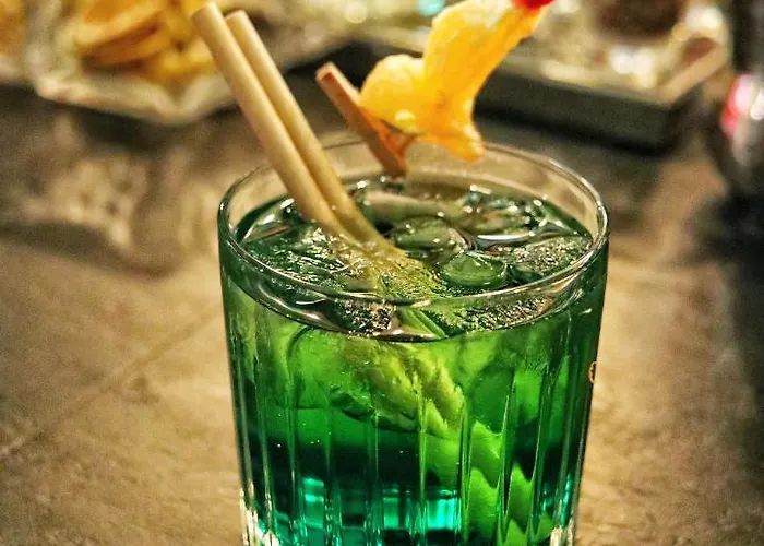 College 4* ליון