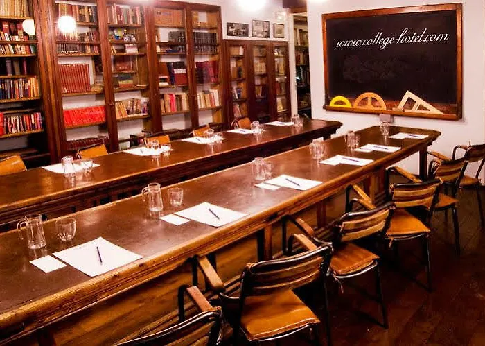 酒店 学院酒店 4*