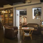 College 4*